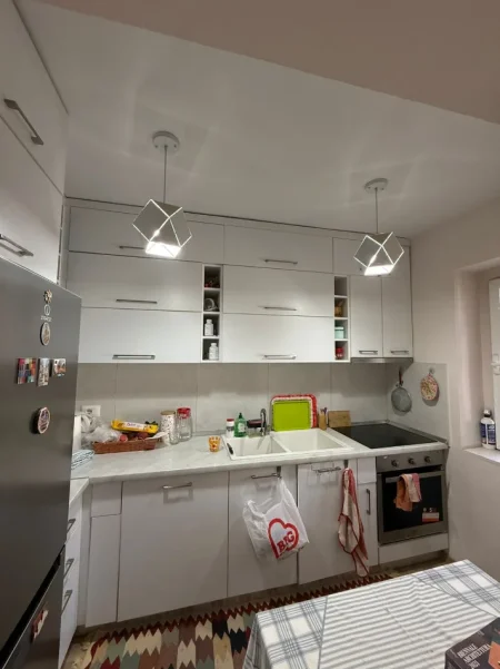 Tirane, shitet apartament 1+1+Ballkon Kati 2, 62 m² 150.000 € (Prane shkolles se Baletit)