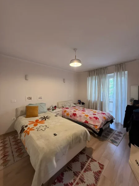 Tirane, shitet apartament 1+1+Ballkon Kati 2, 62 m² 150.000 € (Prane shkolles se Baletit)