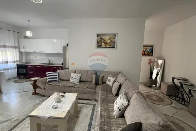 Tirane, shitet apartament , 105 m² 150.000 € 