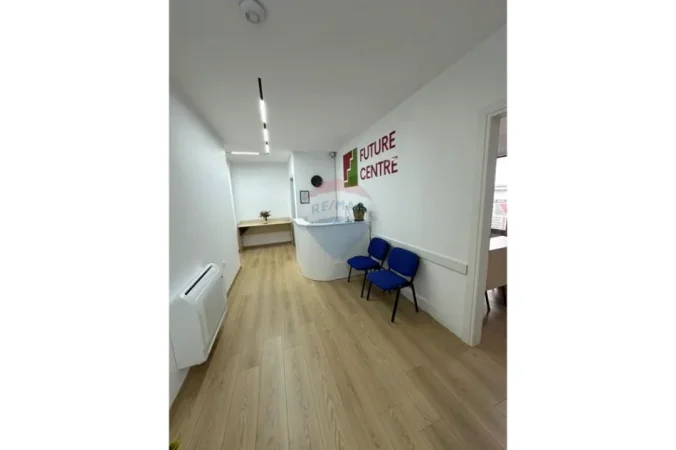 Tirane, shitet apartament , 160 m² 318.000 € 