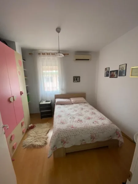 Tirane, shitet apartament 2+1+Ballkon Kati 5, 80 m² 210.000 € (Kodra e Diellit)