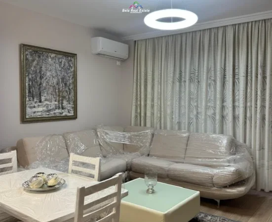 Tirane, jepet me qera apartament 2+1 Kati 2, 85 m² 940 € (Rruga Islam Alla)