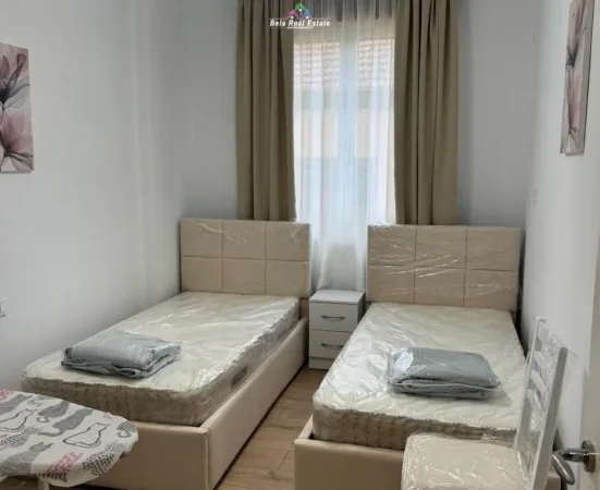 Tirane, jepet me qera apartament 2+1 Kati 2, 85 m² 940 € (Rruga Islam Alla)