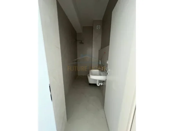 Tirane, shes apartament 1+1 Kati 7, 49 m² 88.380 € (Kadiu)