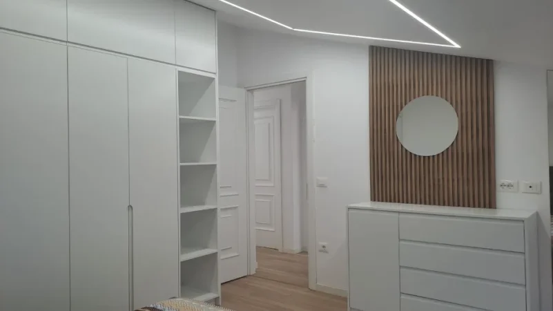 Tirane, jepet me qera apartament duplex 3+1+Ballkon Kati 2, 110 m² 600 € (Sauk i)