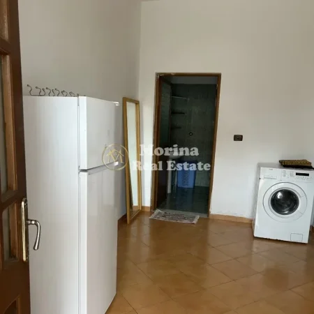 Tirane, jepet me qera apartament 1+1 Kati 1, 70 m² 370 € (Astir)