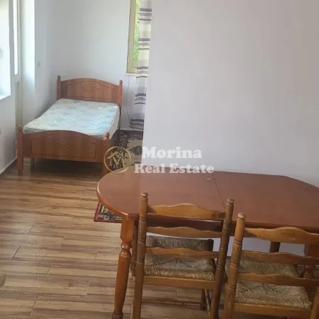 Tirane, jepet me qera shtepi 1+1 Kati 2, 55 m² 260 € (Qytet Studenti)