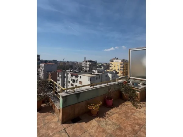 Tirane, shes apartament+verande | Penthouse 2+1+Aneks+Ballkon Kati 7, 215 m² 384.000 € 