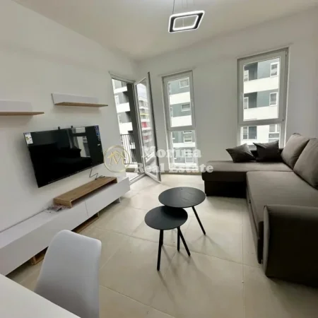 Tirane, jepet me qera apartament 2+1 Kati 4, 98 m² 500 € (Univers City)