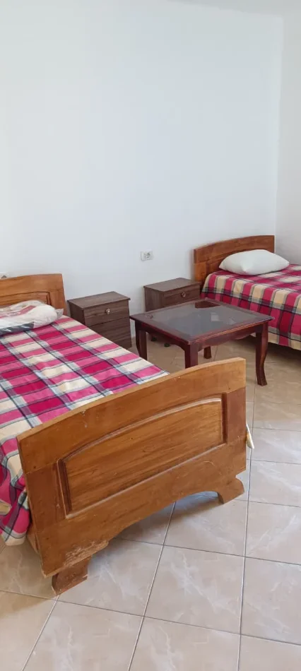 Tirane, jepet me qera apartament 2+1 Kati 4, 80 m² 430 € (YZBERISHT)