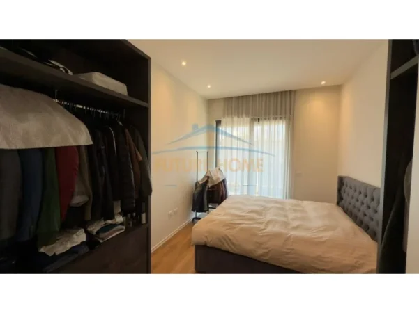 Tirane, jepet me qera apartament 1+1 Kati 8, 75 m² 800 € (DELIJORGJI)