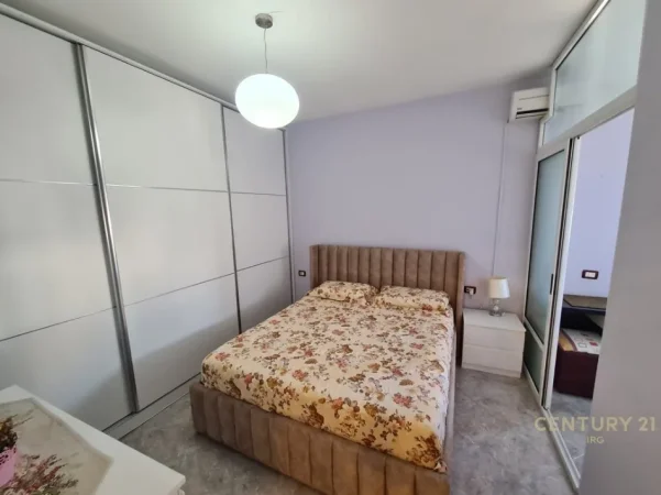 Tirane, jepet me qera apartament 1+1+Aneks+Ballkon Kati 7, 58 m² 600 € 