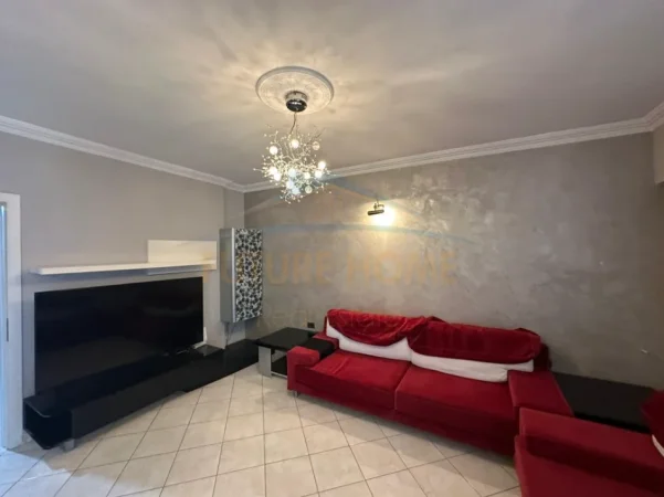 Tirane, shitet apartament 2+1+2 Kati 3, 119 m² 200.000 € (LAPRAKE)