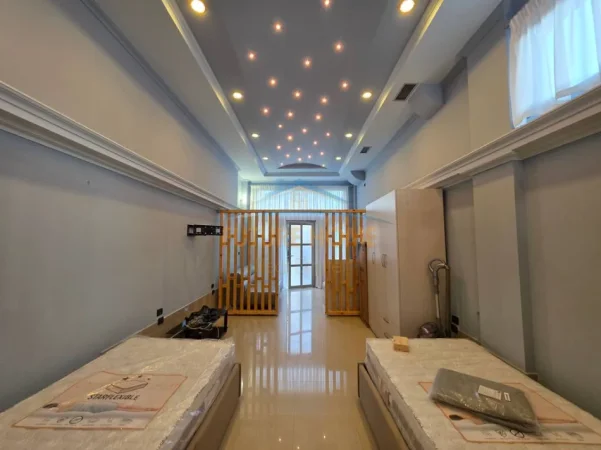 Tirane, jepet me qera garsonier Kati 0, 39 m² 420 € (Fakulteti Ekonomik)