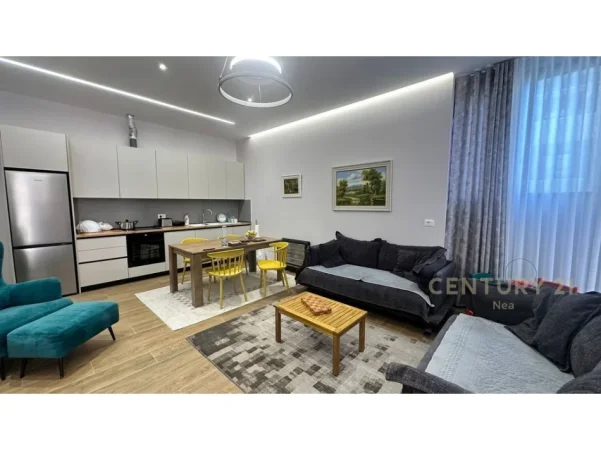 Tirane, jepet me qera apartament 2+1+Aneks+Ballkon Kati 0, 110 m² 800 € 