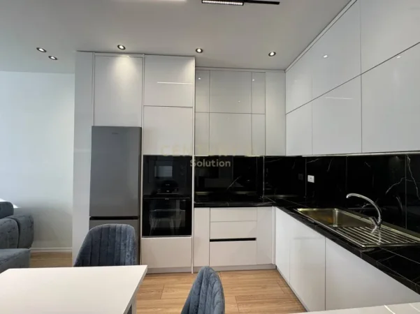 Tirane, jepet me qera apartament 1+1+Aneks+Ballkon Kati 5, 64 m² 650 € (Urban Gate)