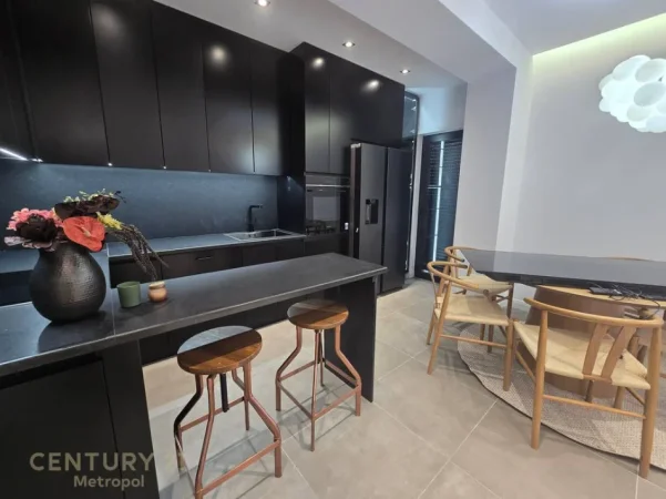 Tirane, jepet me qera apartament 3+1+Aneks+Ballkon Kati 5, 12 m² 1.700 € 