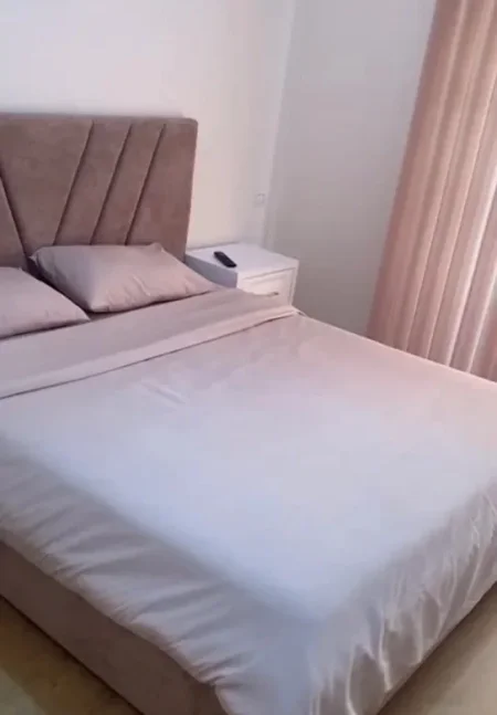 Tirane, jepet me qera apartament 1+1 Kati 4, 70 m² 450 € (Astir)