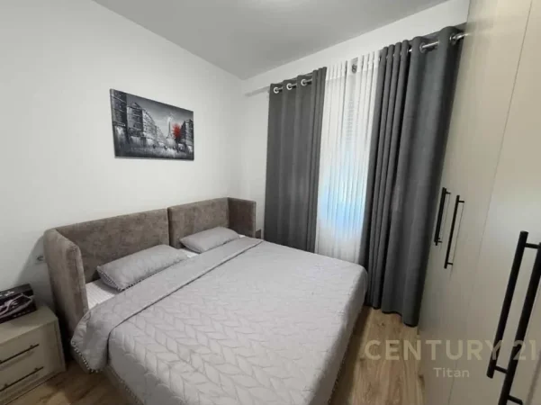 Tirane, jepet me qera apartament 1+1 Kati 3, 60 m² 550 € 