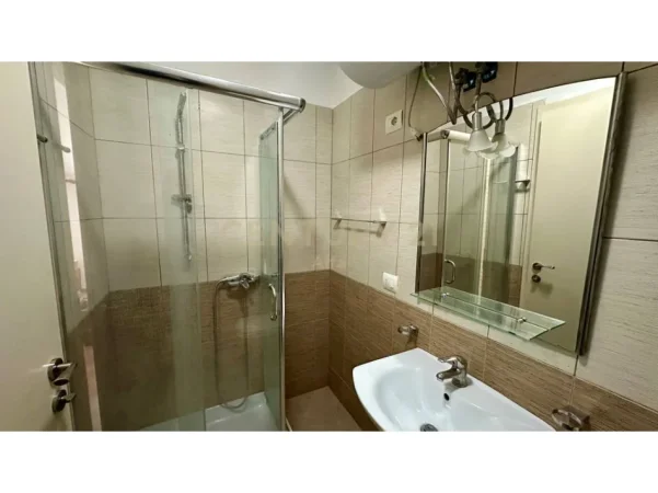 Tirane, shitet apartament 1+1 Kati 5, 64 m² 106.000 € 