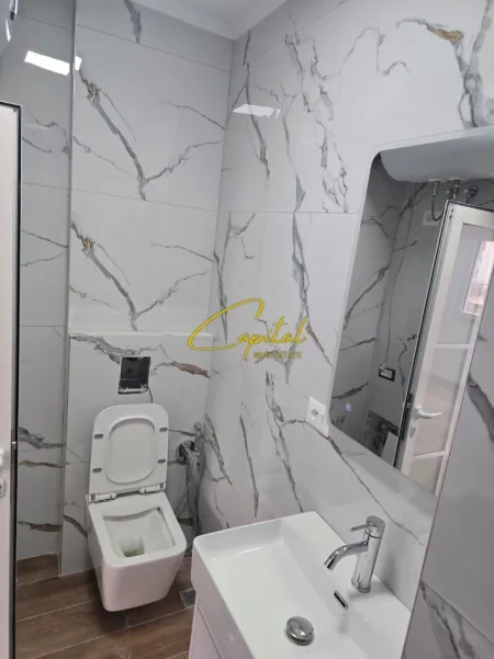 Tirane, shitet apartament 1+1 Kati 4, 50 m² 120.000 € (PAZARI I RI)