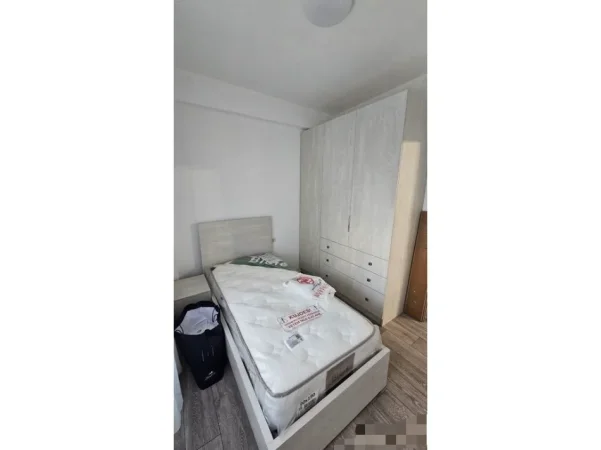 Tirane, jepet me qera apartament 1+1+Ballkon Kati 3, 80 m² 600 € (LIQENI I THATE)