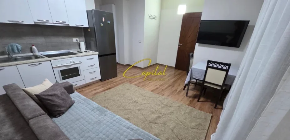 Tirane, jepet me qera apartament 1+1 Kati 3, 70 m² 450 € (RRUGA KUVAJT)