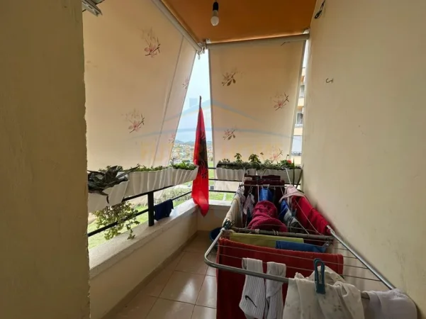 Tirane, jepet me qera apartament 2+1 Kati 7, 66 m² 420 € (Unaza e re)