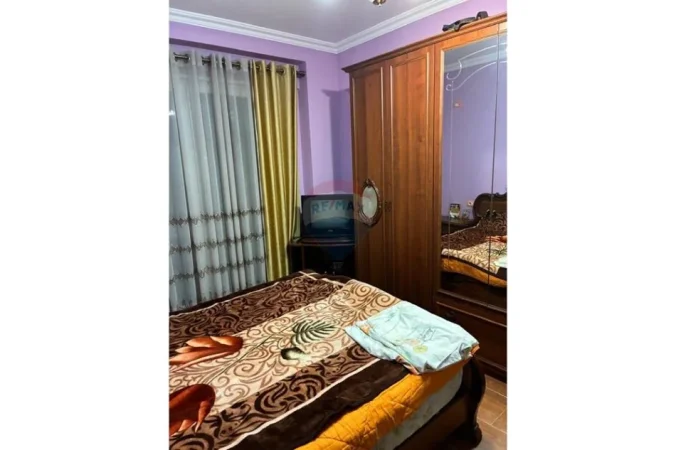 Tirane, jepet me qera apartament 1+1 Kati 1, 71 m² 530 € (Rruga Frosina Plaku)