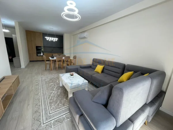 Tirane, jepet me qera apartament 2+1+Aneks+Ballkon Kati 1, 113 m² 1.100 € (Liqeni i Thate)
