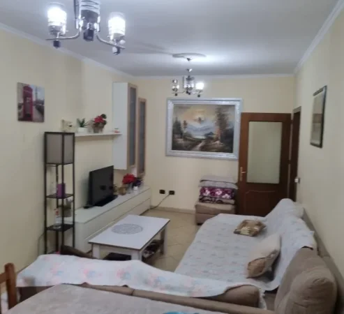Tirane, jepet me qera apartament 2+1 Kati 2, 108 m² 600 € (Bulevardi Bajram Curri)