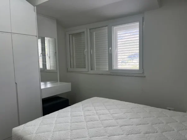 Tirane, jap me qera apartament 1+1+Ballkon Kati 6, 55 m² 400 € 