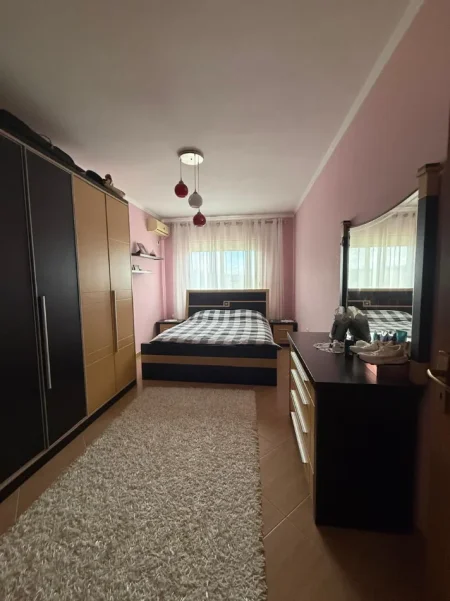 Shitet apartament 2+1 Kati 5, 112 m² 150.000 € (Rruga loni ligori)