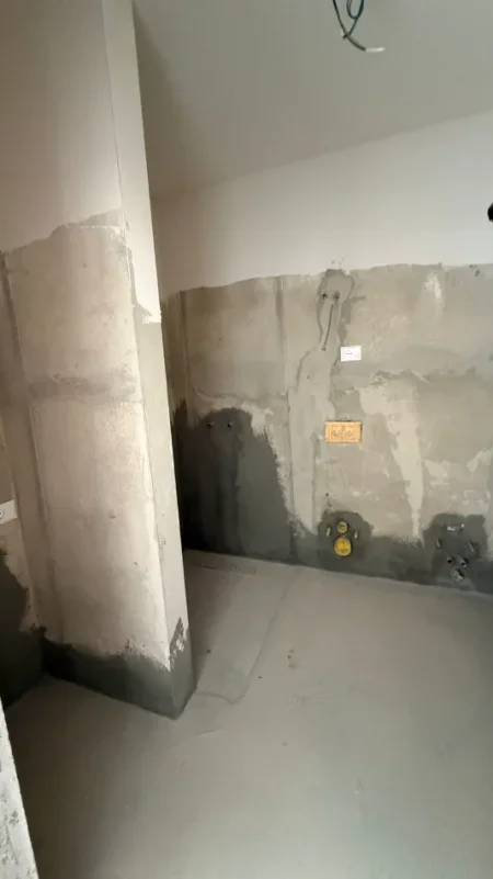 Tirane, shitet apartament 2+1 Kati 3, 110 m² 221.600 € (Xhamlliku)