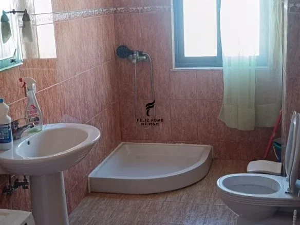 Tirane, jepet me qera apartament 2+1 Kati 6, 80 m² 430 € (YZBERISHT)