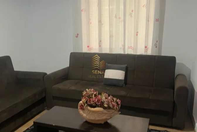 Tirane, jepet me qera apartament 2+1 Kati 1, 90 m² 400 € (Laprake)