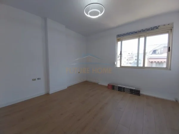 Tirane, shitet apartament 2+1+2 Kati 4, 85 m² 135.000 € (FRESK , Prane Pasticeri Melisa)