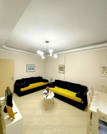 Tirane, shes apartament 1+1 65 m² Euro (Myslym Shyri)