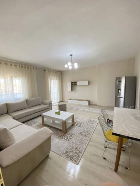 Tirane, jepet me qera apartament 2+1+A+BLK Kati 5, 90 m² 600 Euro (Don bosko)