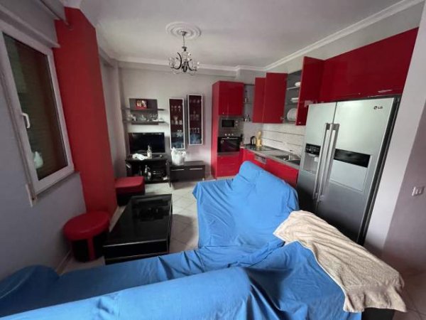 Tirane, jepet me qera apartament 2+1+A+BLK Kati 6, 100 m² 500 Euro (Concord center)