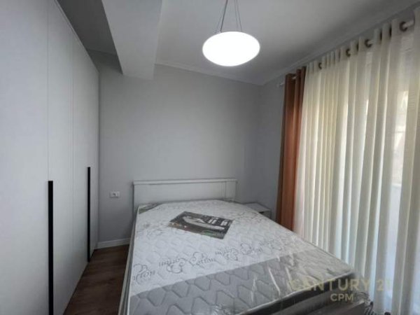 Tirane, jepet me qera apartament 1+1+BLK Kati 5, 53 m² 450 Euro (Selvia, prane qendres)