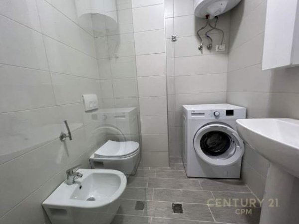 Tirane, jepet me qera apartament 1+1+BLK Kati 5, 53 m² 450 Euro (Selvia, prane qendres)