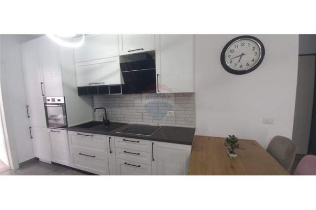 Tirane, jepet me qera apartament 1+1 Kati 1, 66 m² 600 Euro