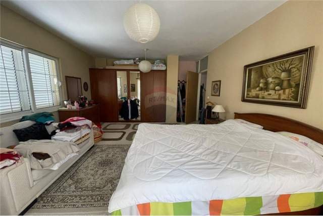 Tirane, shitet apartament 3+1+A+BLK Kati 3, 146 m² 146.000 Euro (Rr. e Thesarit)