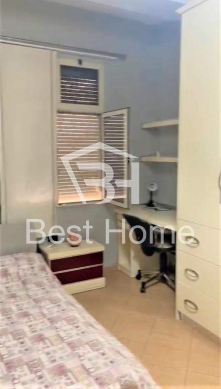 Tirane, jepet me qera apartament 3+1+BLK Kati 3, 150 m² 600 Euro (Bulevardi Zogu I)