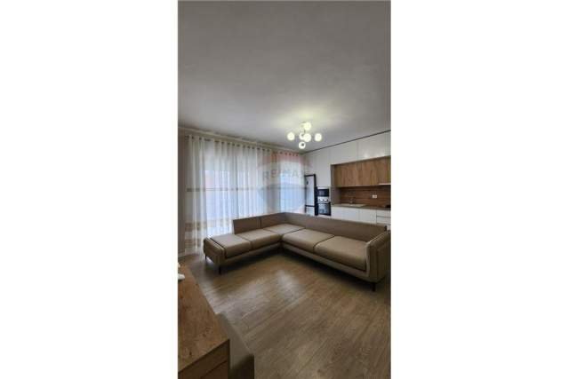 Tirane, jepet me qera apartament 1+1+BLK Kati 5, 76 m² 600 Euro (kompleksi Deliorgji)