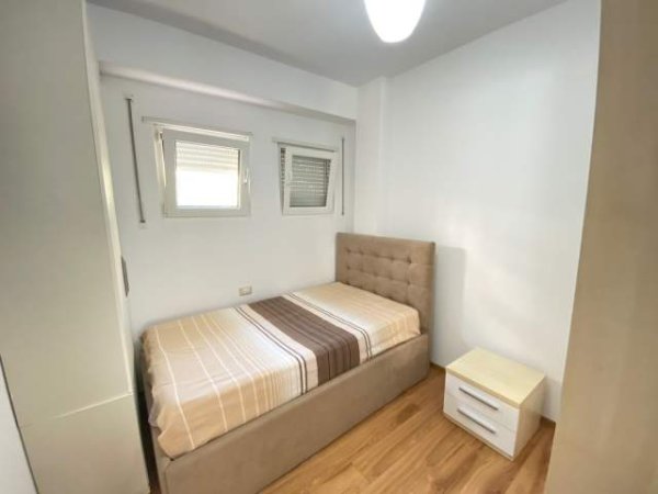Tirane, jepet me qera apartament Kati 0, 70 m² 620 Euro (Kodra e Diellit 2)