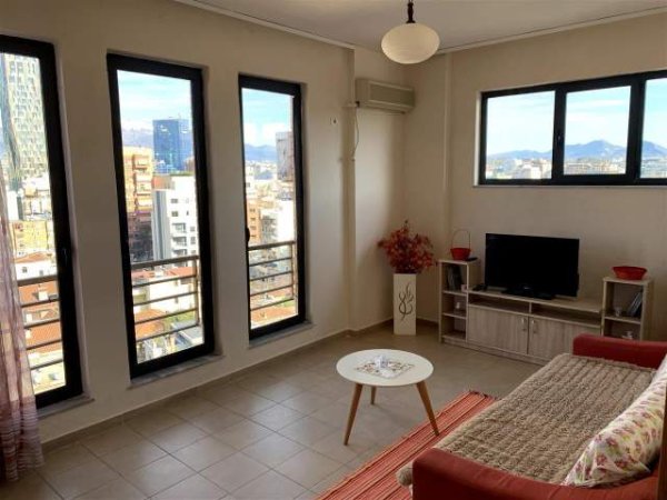 Tirane, jepet me qera apartament 1+1+BLK Kati 4, 65 m² 550 Euro