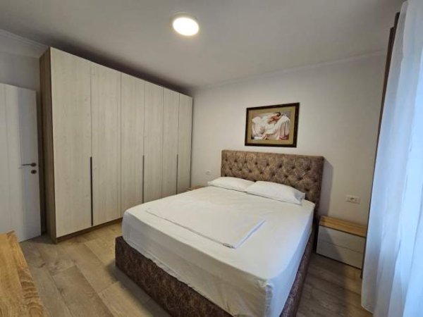 Tirane, shes apartament 1+1 60 m² 140.000 Euro (Rruga e Kavajes ,prane Klinikes Zonja Keshillit te)