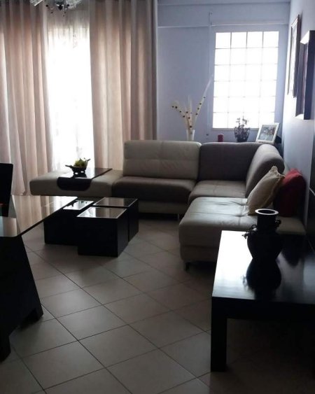 Tirane, jepet me qera apartament 2+1+A+BLK Kati 3, 100 m² 650 Euro (komuna e parisit)